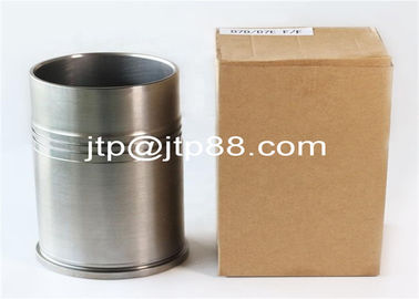 フォークリフトのガソリン機関の修理部品のために置かれる日産K21シリンダーはさみ金及びピストン89*93*160mm